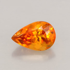 Clinohumita Amarelo alaranjado Natural 1.44ct, Formato de pêra, VS