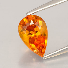 Clinohumita Amarelo alaranjado Natural 1.44ct, Formato de pêra, VS