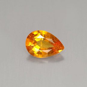 Clinohumita laranja natural 0,74ct, formato de pêra, VS-SI