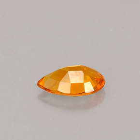 Clinohumita Amarelo alaranjado Natural 0.58ct, Formato de pêra, VS