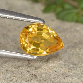 Clinohumita Amarelo dourado Natural 0,58ct, Formato de pêra, VS-SI