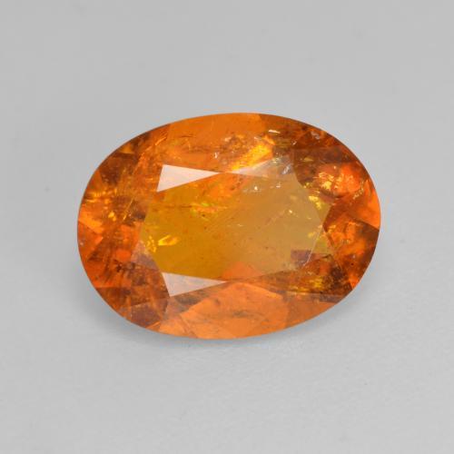 Clinohumita laranja natural 3,01ct, corte oval, SI