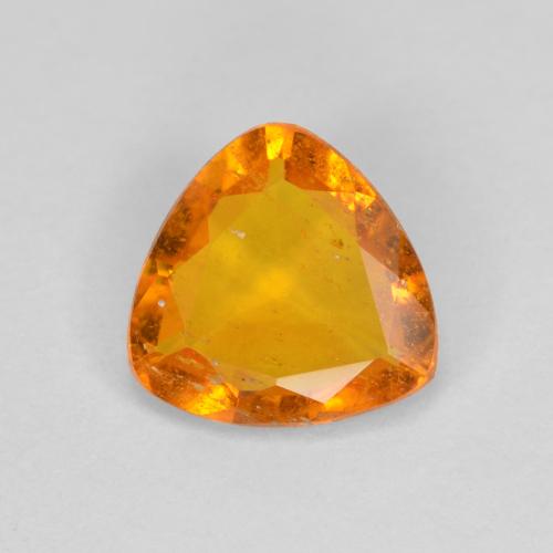 Clinohumita âmbar laranja Natural 0.83ct, Trilhão, SI