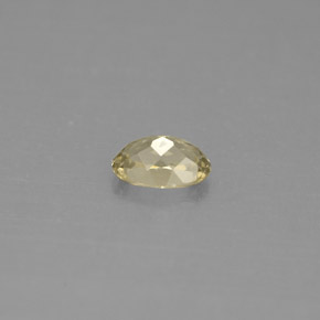 Diasporo de mudança de cor  natural 0,54ct, corte oval, VS