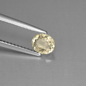Diasporo de mudança de cor  natural 0,63ct, corte oval, VS