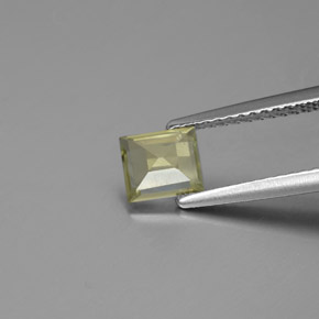 Diasporo de mudança de cor  natural 0,71ct, quadrado, VS