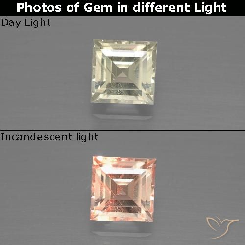 0.60ct Natural Amarelo Muito Pálido Diásporo com mudança de cor, Quadrado, VS-SI