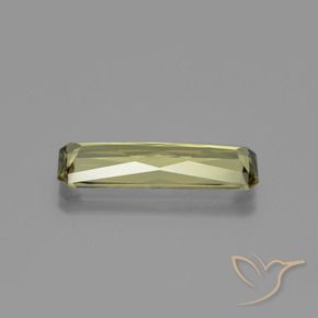 Diásporo com mudança de cor Amarelo Claro Verde Natural 6.71ct, Corte Esmeralda, VS