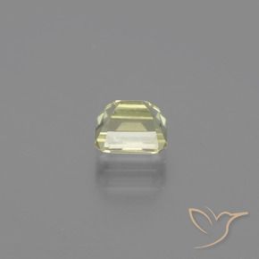 Diásporo com mudança de cor Amarelo Muito Pálido Natural 0.92ct, Corte Octógono / Esmeralda, VVS-VS