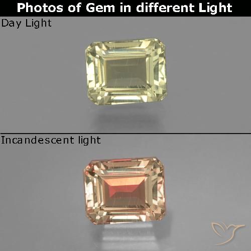 0.94ct Natural Amarelo muito claro Diásporo com mudança de cor, Corte Esmeralda, VVS-VS