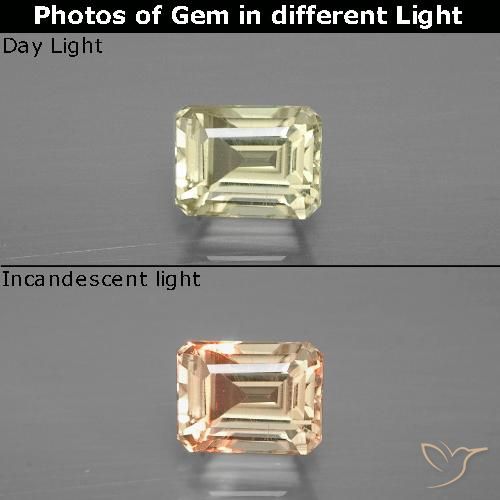 1.14ct Natural Luz amarela Diásporo com mudança de cor, Corte Esmeralda, VVS-VS