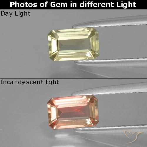 0.84ct Natural Amarelo muito claro Diásporo com mudança de cor, Corte Esmeralda, VS