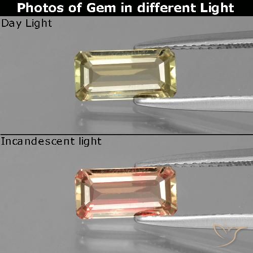 Diásporo com mudança de cor amarelo quente Natural 1.13ct, Corte Esmeralda, VVS-VS