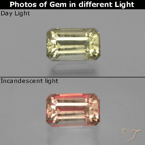 1.25ct Natural Luz amarela Diásporo com mudança de cor, Corte Esmeralda, VS