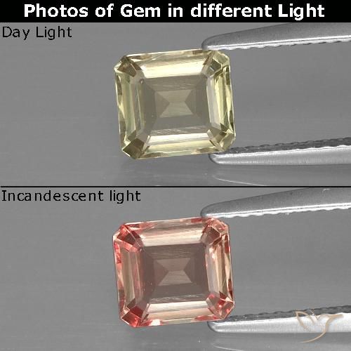 1.15ct Natural Amarelo muito claro Diásporo com mudança de cor, Corte Esmeralda, VVS-VS