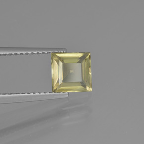 Diásporo com mudança de cor Luz amarela Natural 1.25ct, Quadrado, VVS-VS