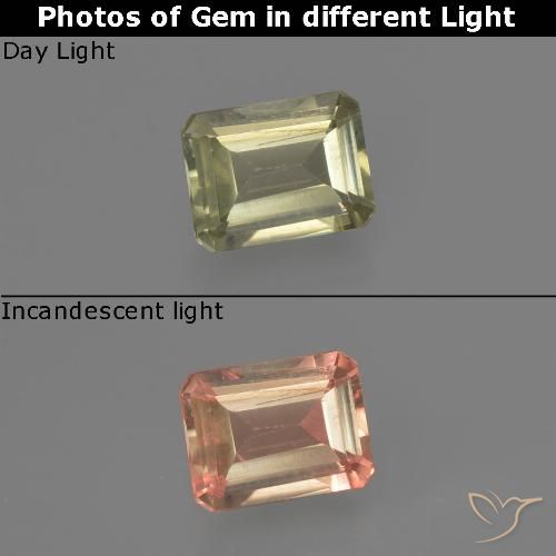 0.67ct Natural Amarelo muito claro Diásporo com mudança de cor, Corte Esmeralda, VVS-VS