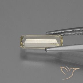 Diásporo com mudança de cor Amarelo claro Natural 0.84ct, Corte Octógono / Esmeralda, VVS-VS