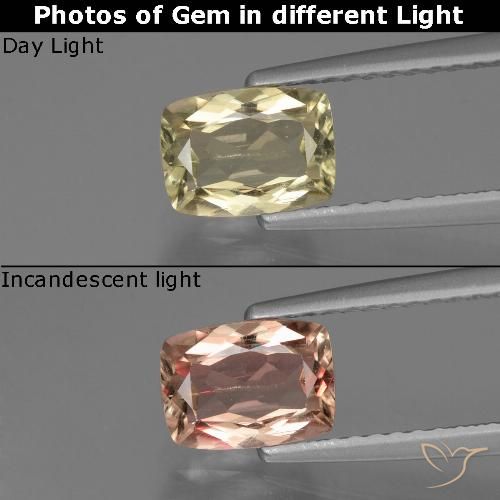 1.09ct Natural Amarelo muito claro Diásporo com mudança de cor, Almofada, VS-SI