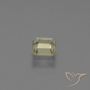Diásporo com mudança de cor Luz amarela Natural 0.74ct, Corte Octógono / Esmeralda, VS