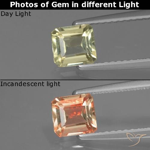 0.80ct Natural amarelo bege Diásporo com mudança de cor, Corte Esmeralda, VS