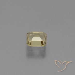 Diásporo com mudança de cor Amarelo claro Natural 0.84ct, Corte Octógono / Esmeralda, VS