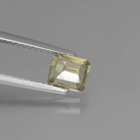 Diásporo com mudança de cor amarelo bege Natural 0.74ct, Corte Esmeralda, VVS-VS