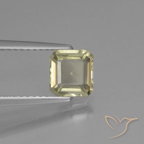 Diásporo com mudança de cor Amarelo Muito Pálido Natural 1.04ct, Corte Octógono / Esmeralda, VVS-VS