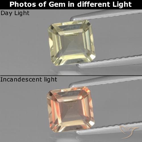 1.03ct Natural Amarelo muito claro Diásporo com mudança de cor, Corte Esmeralda, VVS-VS