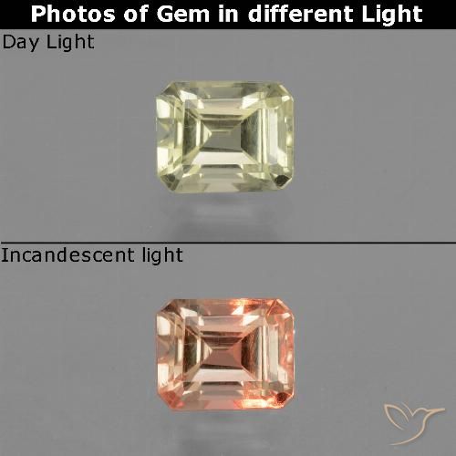 0.74ct Natural Amarelo muito claro Diásporo com mudança de cor, Corte Esmeralda, VS
