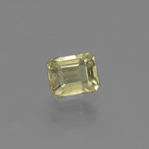 Diasporo de mudança de cor amarelo natural 1,06ct, corte esmeralda, VS