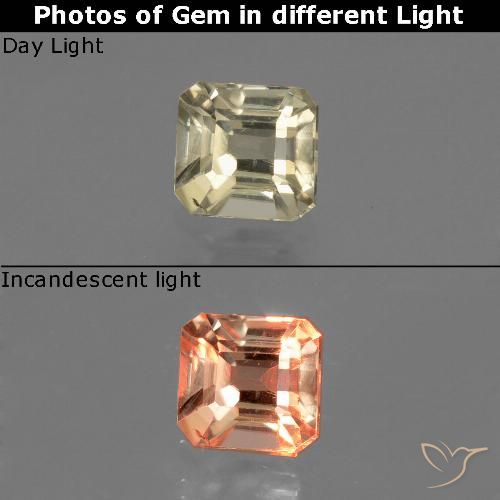 0.77ct Natural Amarelo muito claro Diásporo com mudança de cor, Corte Esmeralda, VS