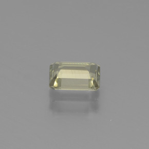 Diasporo de mudança de cor amarelo natural 0,80ct, corte esmeralda, VVS-VS
