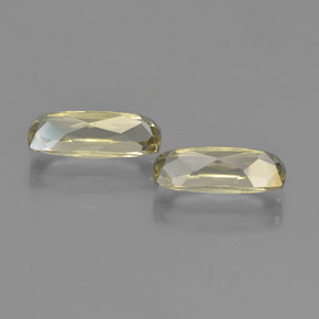 Pedras preciosas de Diásporo com mudança de cor Amarelo Terroso natural de 3.08 ct, Almofada cortada, VVS