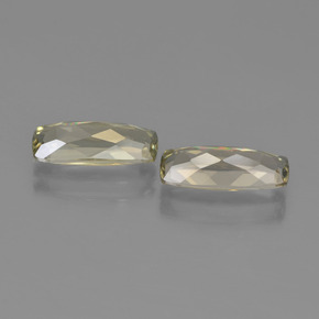 Pedras preciosas de diasporo de mudança de cor amarelo natural de 2,61 ct, almofada cortada, VVS