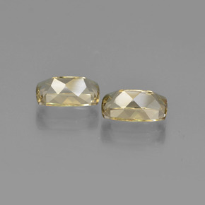Pedras preciosas de diasporo de mudança de cor amarelo natural de 2,67 ct, almofada cortada, VS