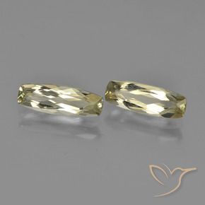 Pedras preciosas de Diásporo com mudança de cor Amarelo muito claro natural de 2.10 ct, Almofada, VVS