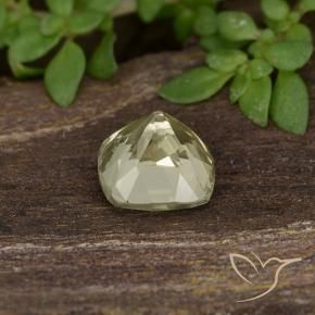 Diásporo com mudança de cor Amarelo muito claro Natural 0.81ct, Almofada, VVS-VS