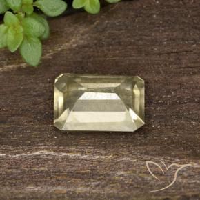 Diásporo com mudança de cor Luz amarela Natural 0.85ct, Corte Octógono / Esmeralda, VVS-VS