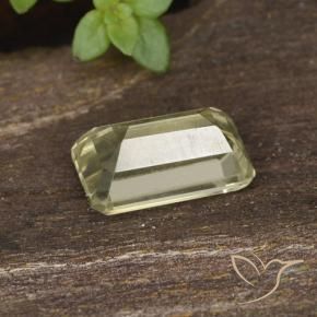 Diásporo com mudança de cor Luz amarela Natural 0.87ct, Corte Octógono / Esmeralda, VVS-VS