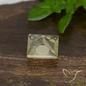 Diásporo com mudança de cor Luz amarela Natural 0.50ct, Quadrado, VS