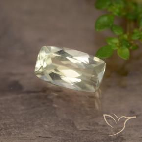 Diásporo com mudança de cor Amarelo muito claro Natural 0.94ct, Almofada, VVS-VS