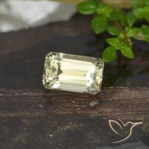 Diásporo com mudança de cor Amarelo muito claro Natural 0.81ct, Corte Octógono / Esmeralda, VVS-VS