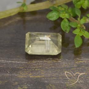 Diásporo com mudança de cor Amarelo muito claro Natural 0.85ct, Corte Octógono / Esmeralda, VS