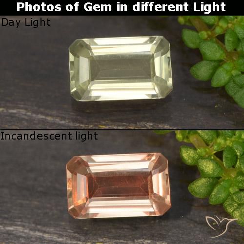 0.66ct Natural Amarelo Dourado Claro Diásporo com mudança de cor, Corte Esmeralda, VVS-VS