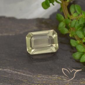 Diásporo com mudança de cor amarelo bege Natural 0.53ct, Corte Octógono / Esmeralda, VVS-VS