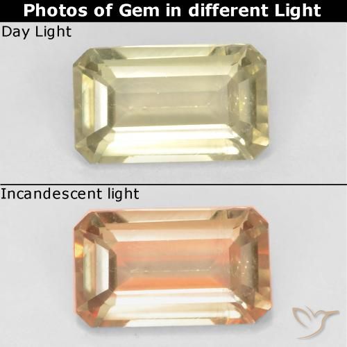 0.90ct Natural Amarelo Muito Pálido Diásporo com mudança de cor, Corte Esmeralda, VS