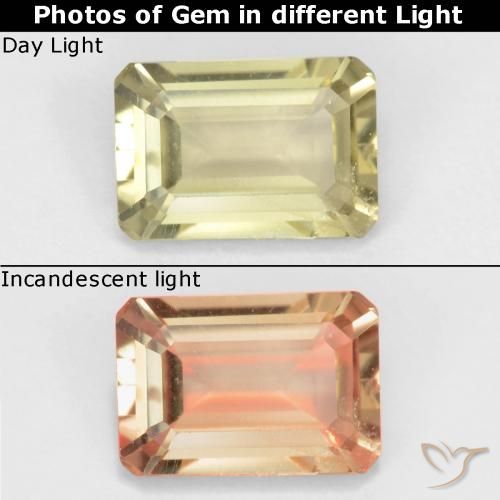 0.85ct Natural Amarelo muito claro Diásporo com mudança de cor, Corte Esmeralda, VVS-VS
