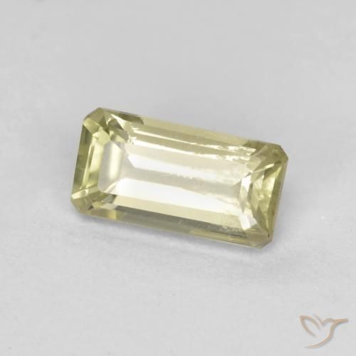 Diásporo com mudança de cor amarelo médio Natural 0.76ct, Corte Octógono / Esmeralda, VS