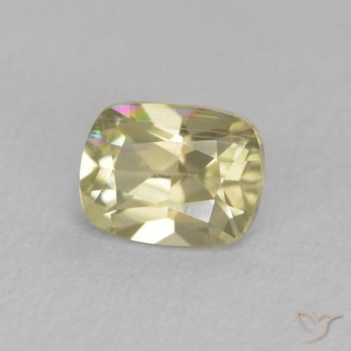 Diásporo com mudança de cor Luz amarela Natural 0.66ct, Almofada, VS